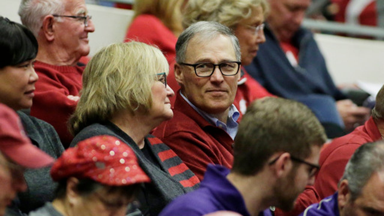 Washington edges Washington State 99-95 in OT
